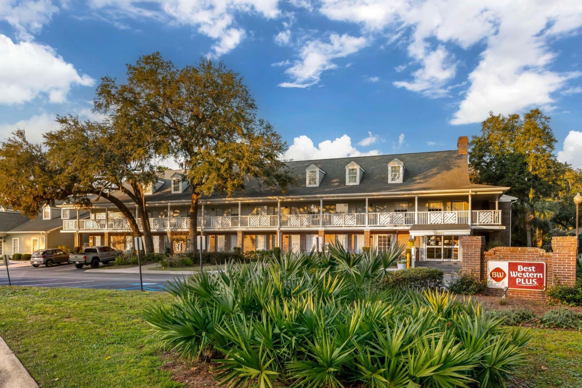 Best Western Plus St. Simons St. Simons Island Exterior foto